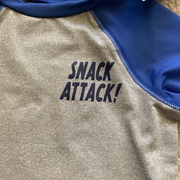 Cat & Jack 18 Month Summer Shark Rashguard Swim Top Blue Gray UPF 50+ P4 - Picture 3 of 6